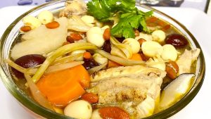 Gà Hầm Ngũ Quả