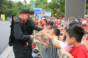 z6940204611455eea3c4b517005e0fb8a8bdf3347f8950 21200762 1 10351251